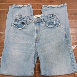 Abercrombie & Fitch 90's Relaxed Jean High Rise Curve Love 28/6 R Denim Distress